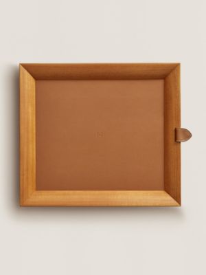 エルメス　木製インテリアトレイ トレー 《アトリウム》 MM | Hermès - エルメス-公式サイト
